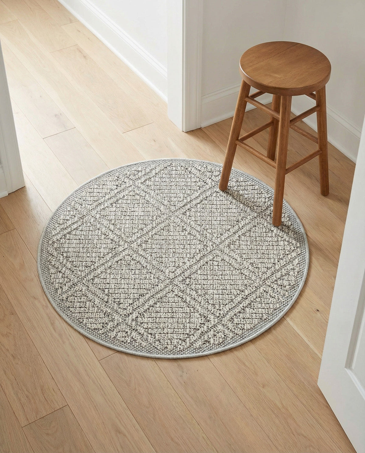 Savannah Pergola Collection Area Rug -  Eden Round Light Gray  lifestyle 150