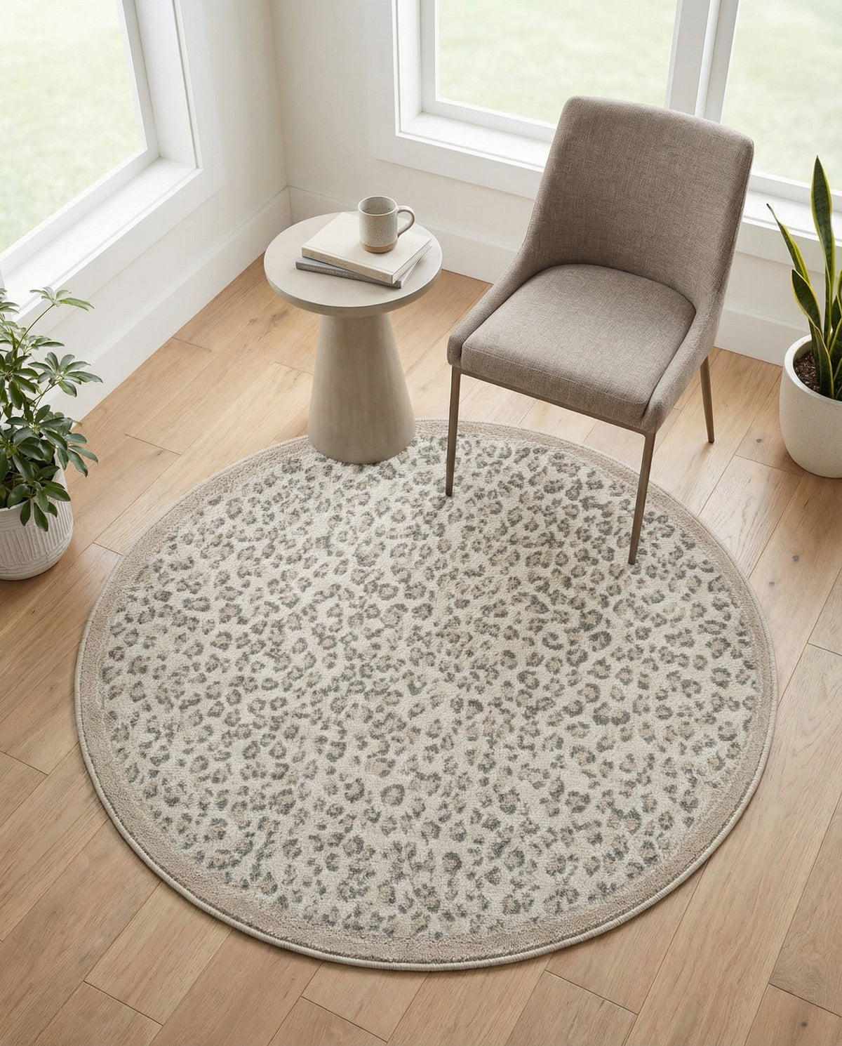 Savannah Sojourn Collection Area Rug - Serengeti Round Ivory  lifestyle 152