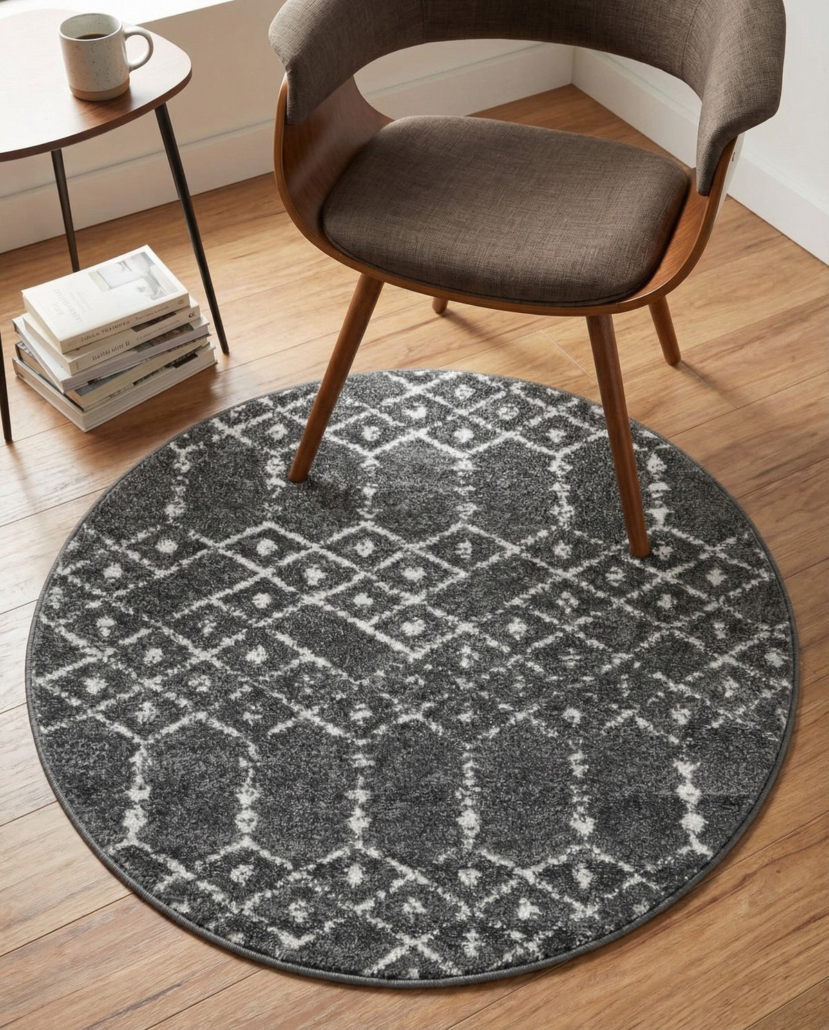 Marrakesh Lattice Collection Area Rug - Casablanca (Charcoal Gray) Round Charcoal Gray  lifestyle 56