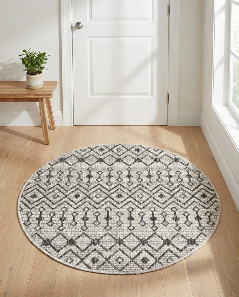 Savannah Pergola Collection Area Rug -  Pergola (Gray) Round Gray  lifestyle 88
