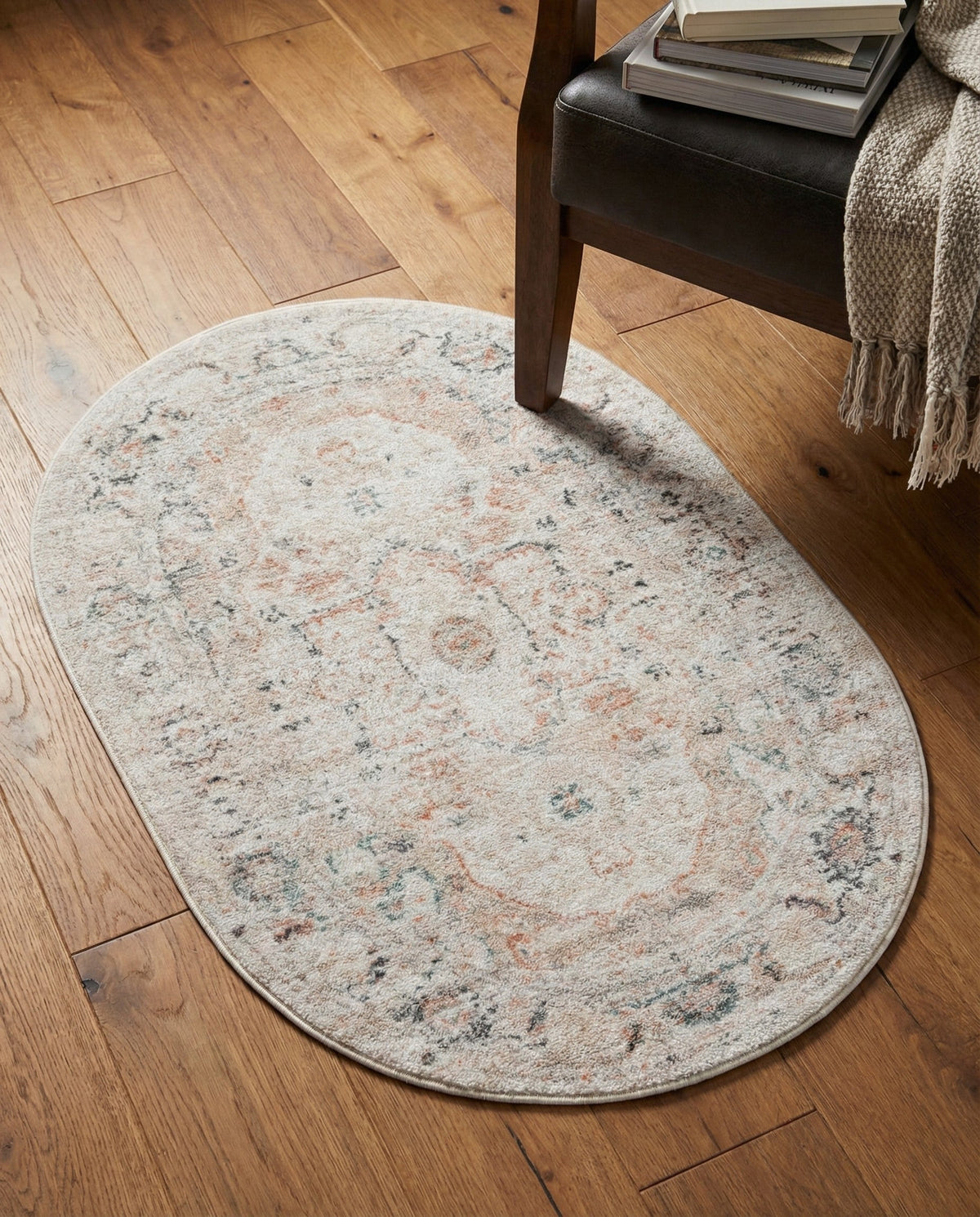 Parisian Elegance Collection Area Rug - Versailles (Ivory) Oval Ivory  lifestyle 115