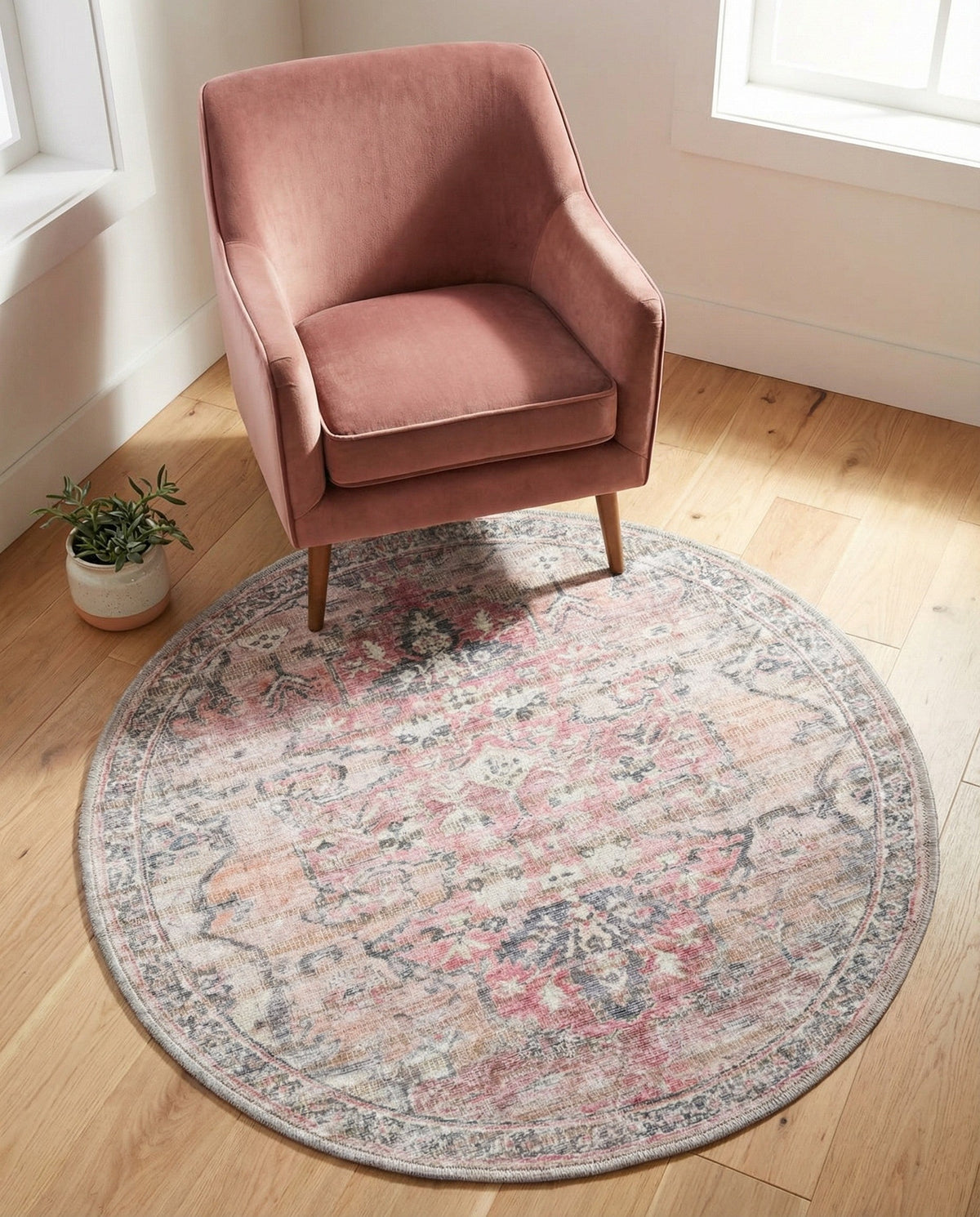 Vintage Memories Collection Area Rug - Echoes Round Beige pink  lifestyle 104