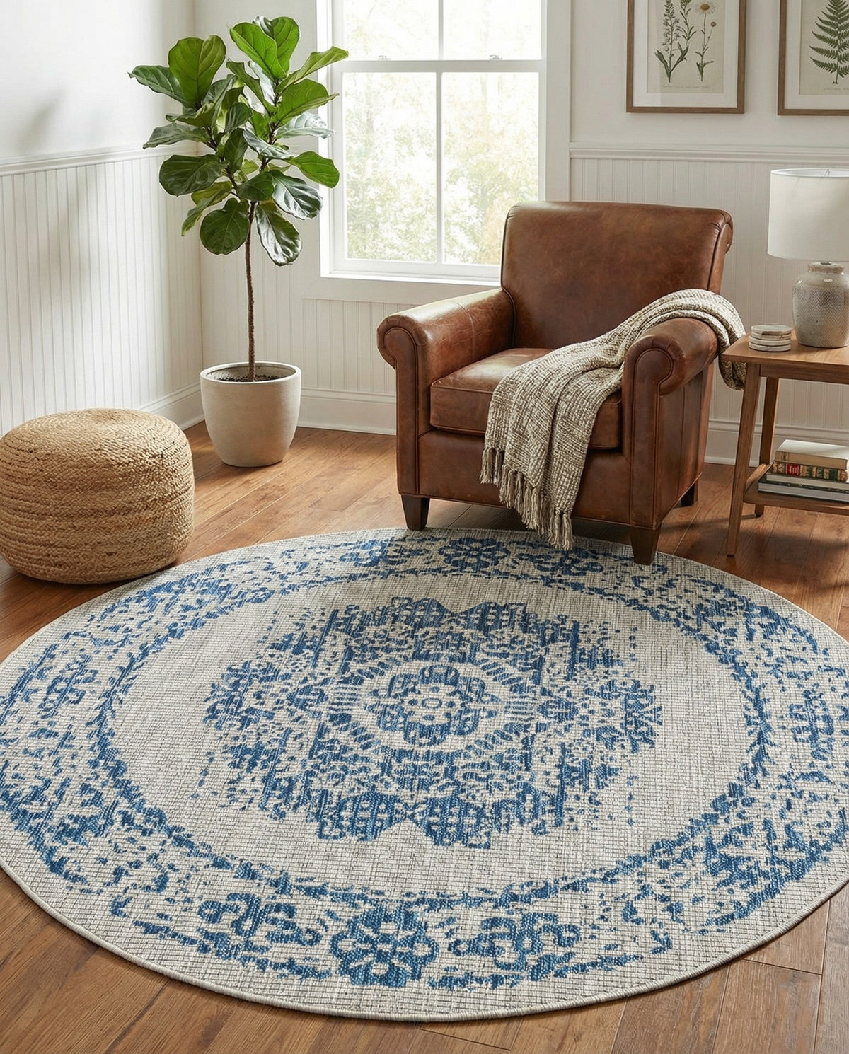 Patio Heritage Collection Area Rug - Savannah (Blue) Round Blue  lifestyle 82