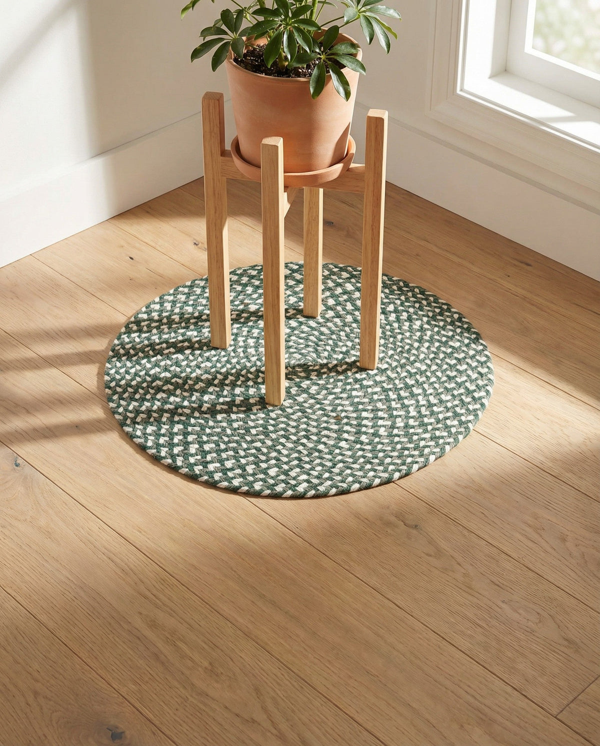 Highland Woven Jute Collection Area Rug - Glenmore (Green) Round Green  lifestyle 34