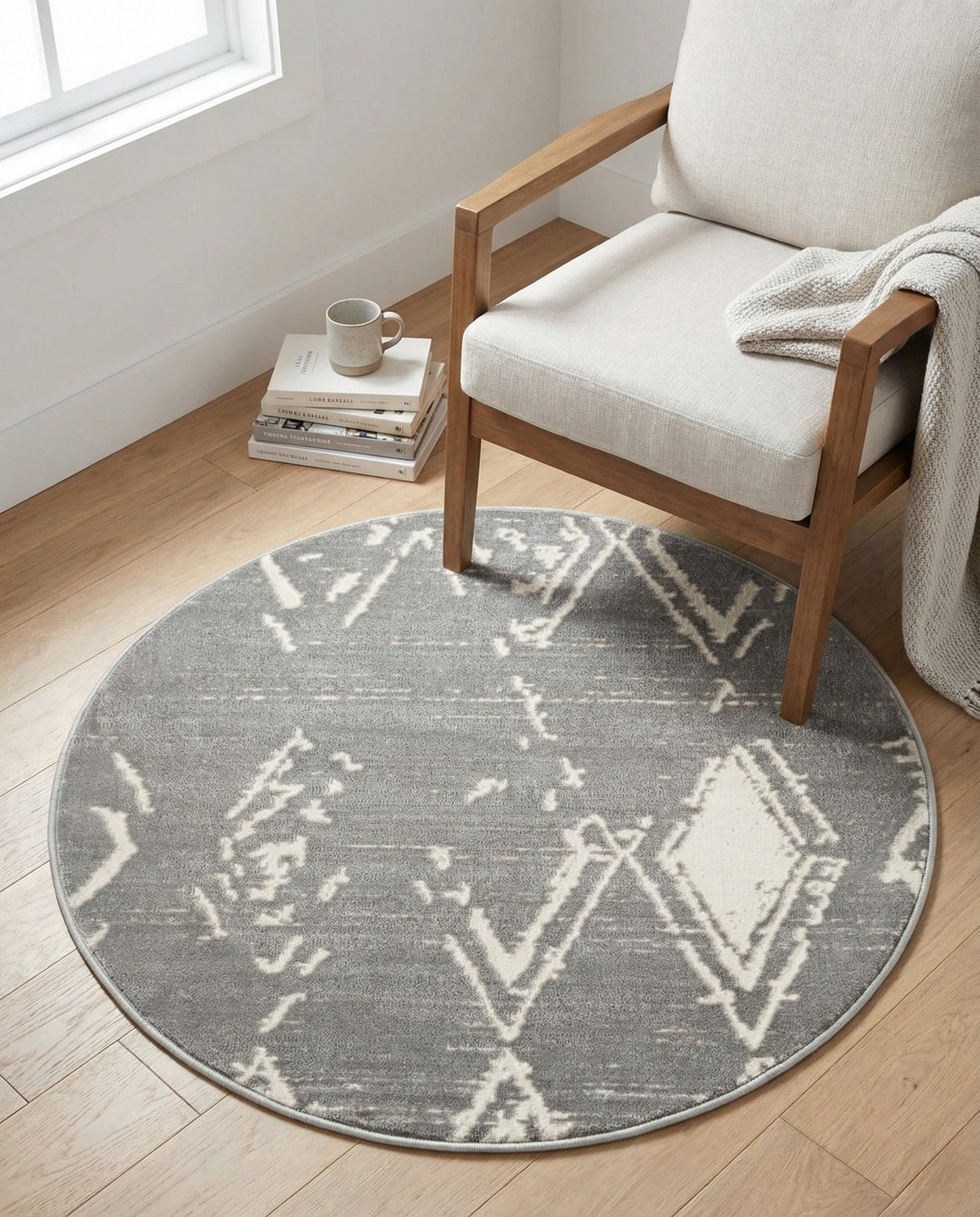 Metro Heights Collection Area Rug -  Madison Round Gray  lifestyle 144