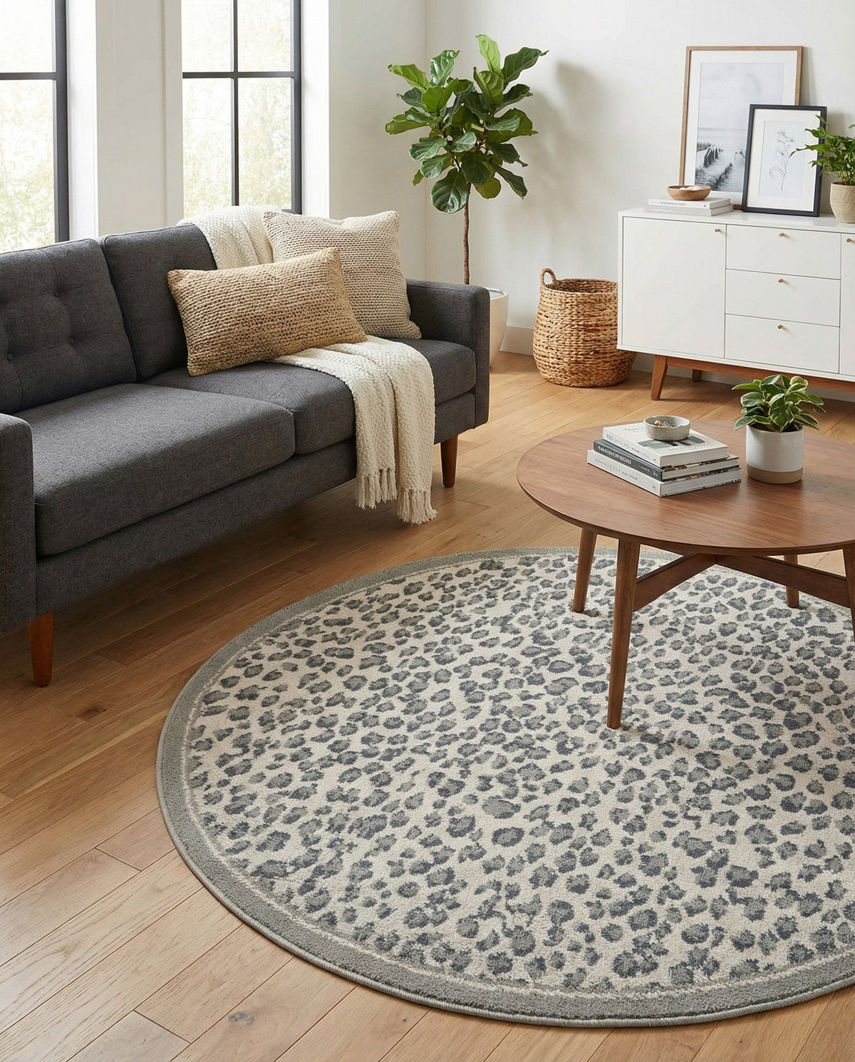 Savannah Sojourn Collection Area Rug - Serengeti Round Gray  lifestyle 196