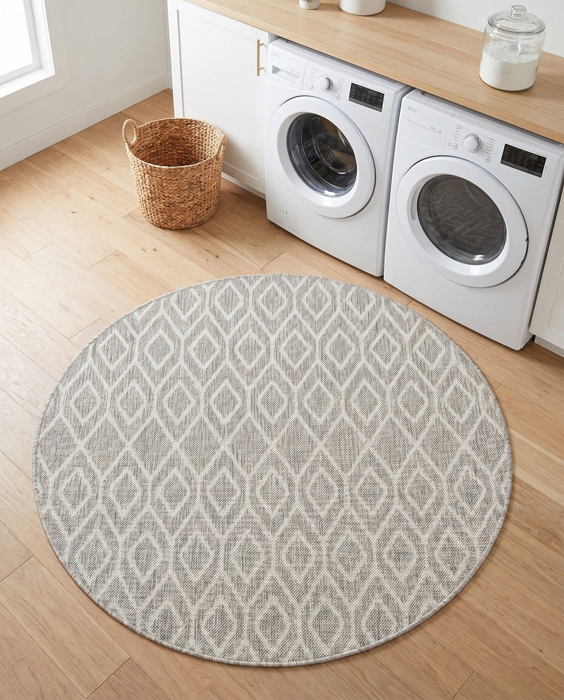 Urban Oasis Rugs Collection Area Rug -  Boulevard (Gray Cream) Round Gray Cream  lifestyle 43