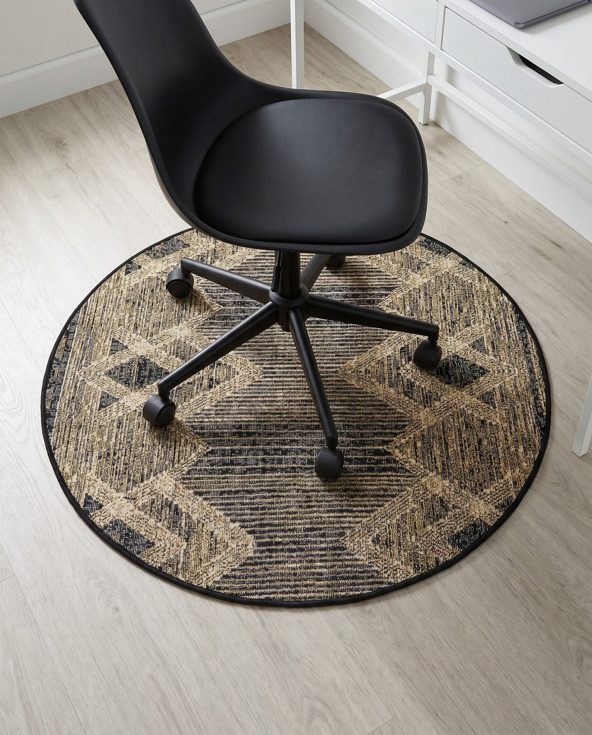 Urban Terrace Collection Area Rug -  Loft Round Charcoal  lifestyle 89