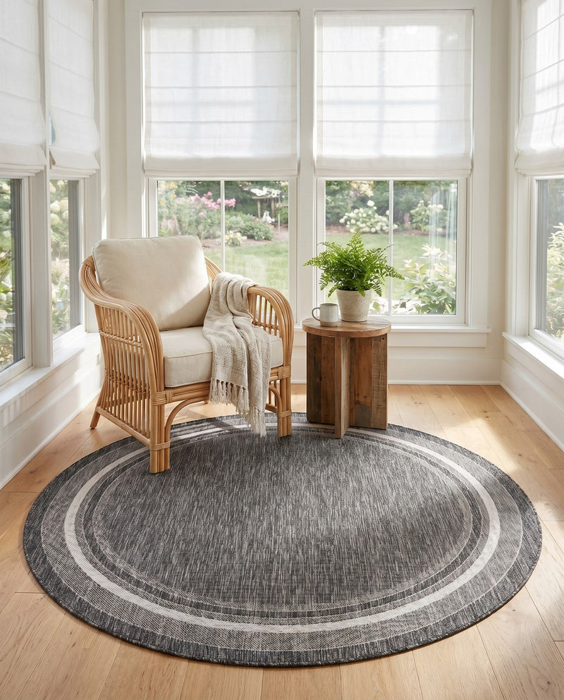 Terrace Fringe Collection Area Rug - Veranda (Black) Round Black  lifestyle 58