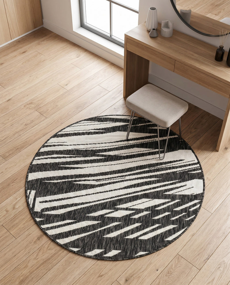 Urban Terrace Collection Area Rug -  Queens Round Black and White  lifestyle 40