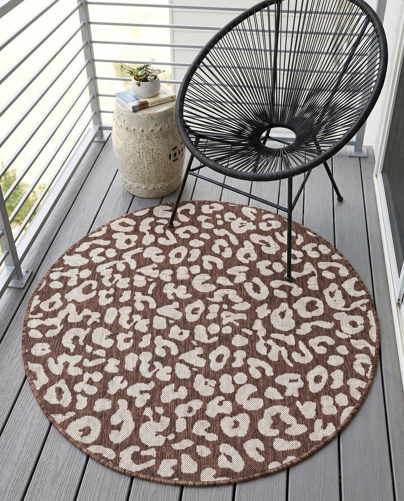 Savannah Escape Collection Area Rug -  Amazon (Brown) Round Brown  lifestyle 51