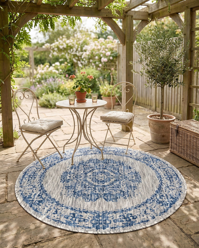 Patio Heritage Collection Area Rug - Savannah (Blue) Round Blue  lifestyle 76