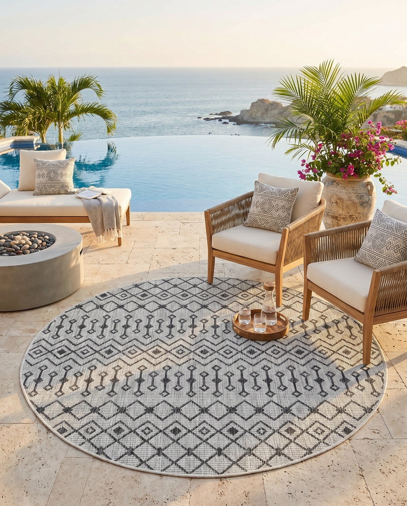 Savannah Pergola Collection Area Rug -  Pergola (Gray) Round Gray  lifestyle 83
