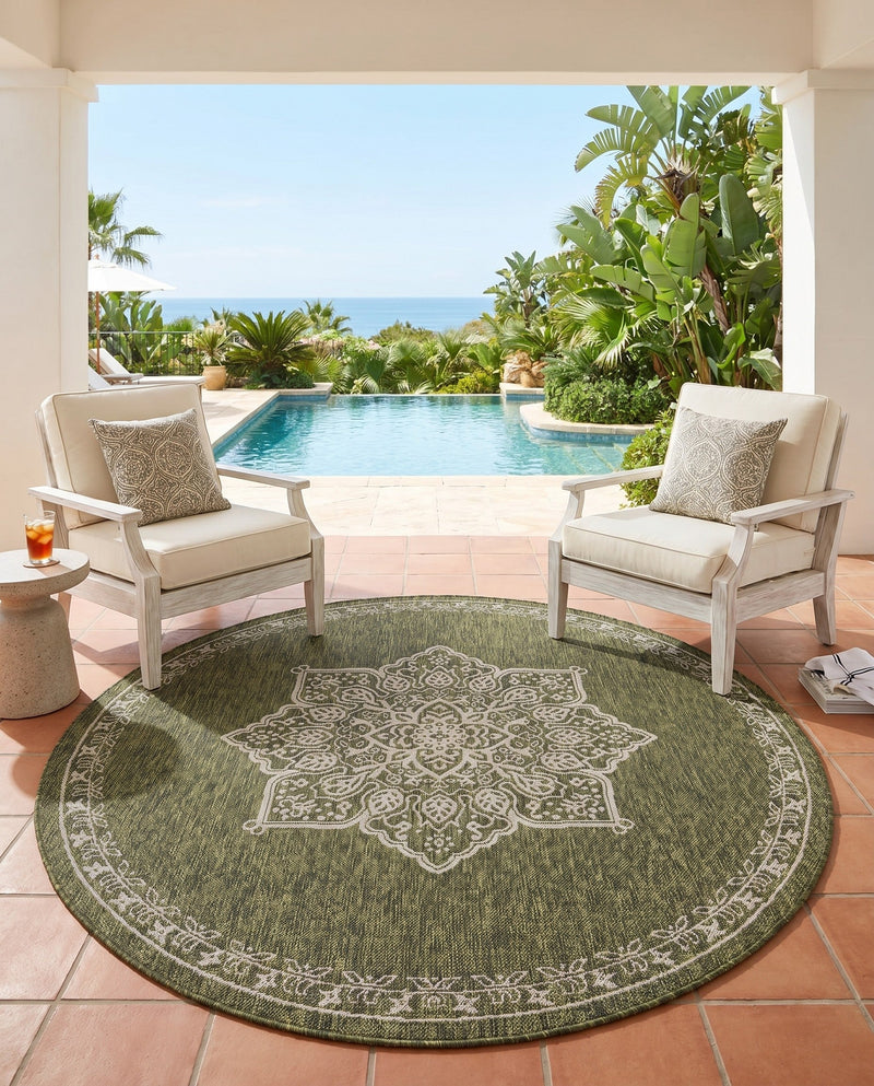 Patio Heritage Collection Area Rug -  Charleston (Green) Round Green  lifestyle 74