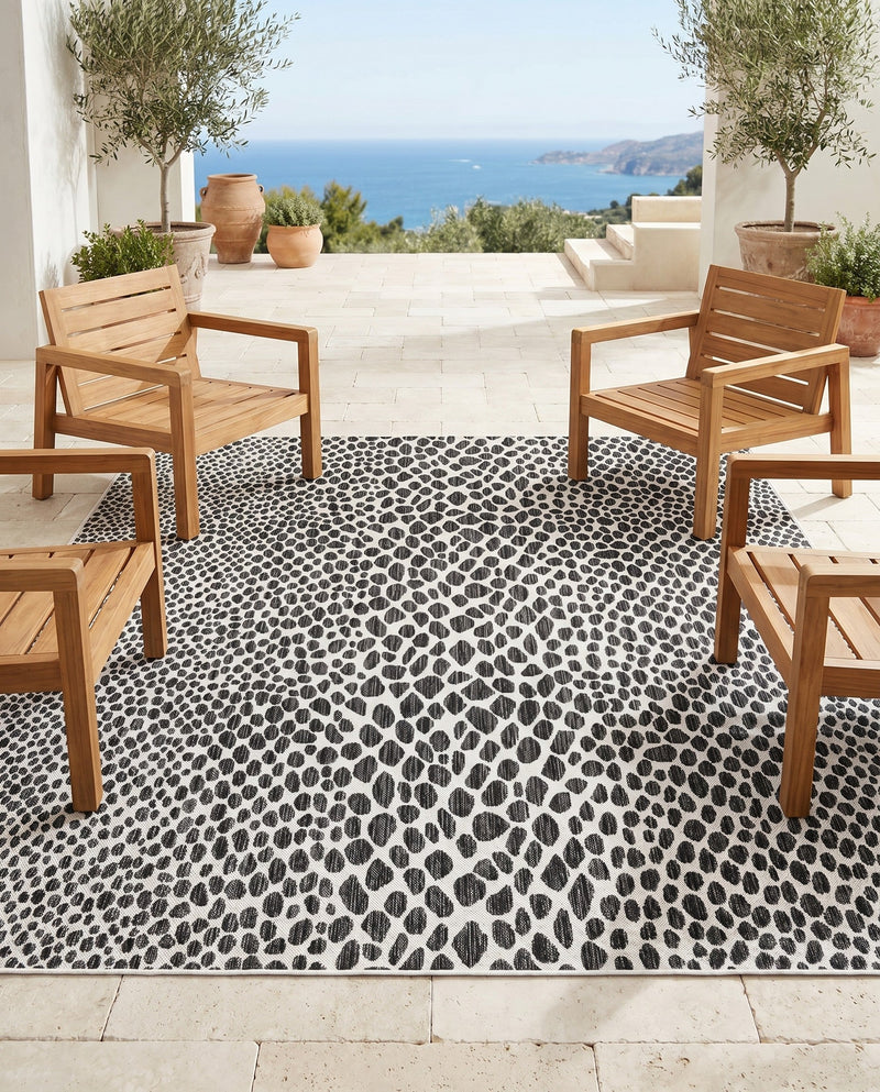Urban Oasis Rugs Collection Area Rug -  Terrace (Black) Square Black  lifestyle 31