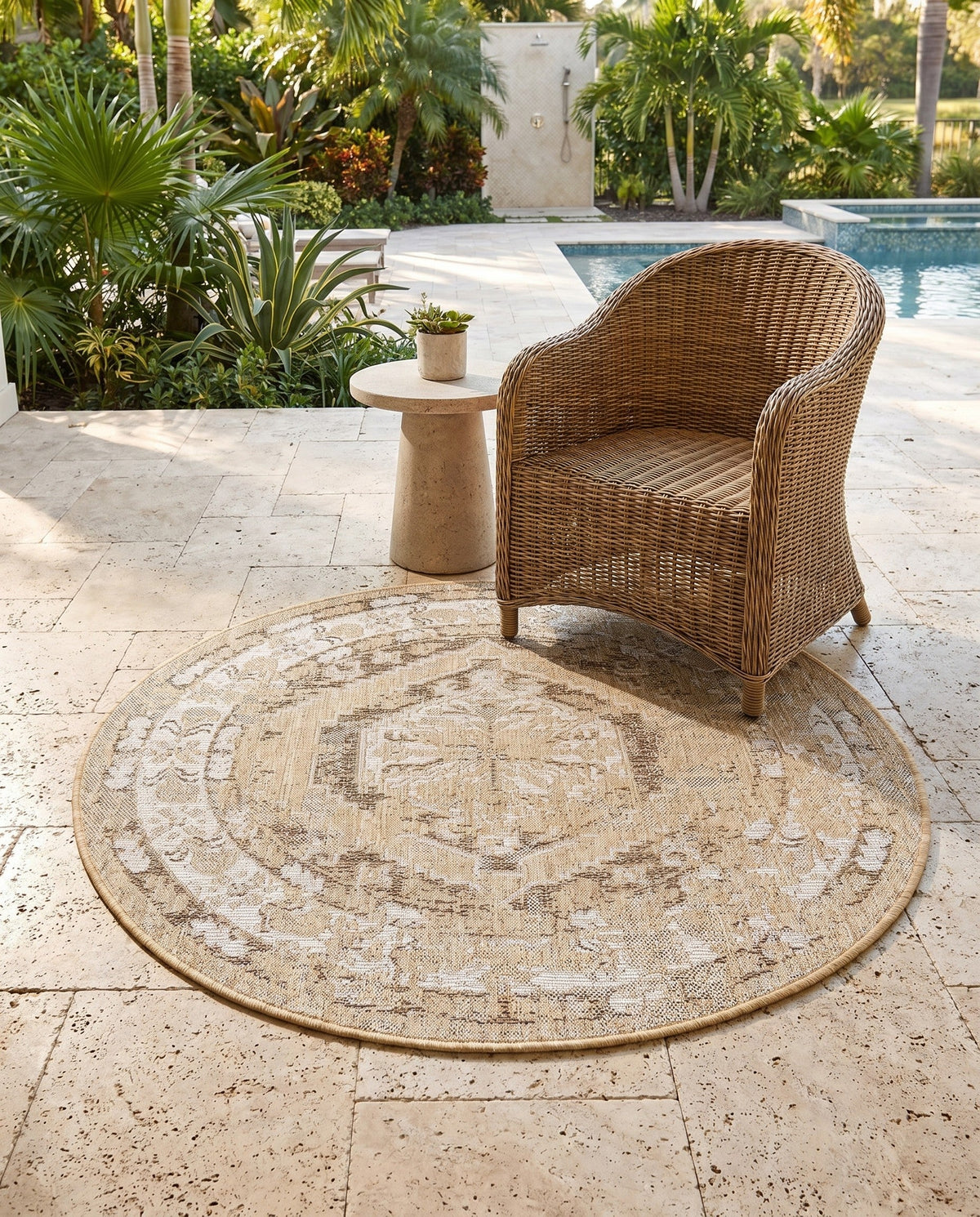 Patio Heritage Collection Area Rug -  Augusta (Natural) Round Natural  lifestyle 94