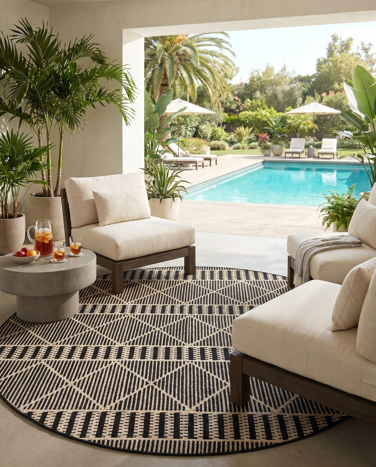 Savannah Pergola Collection Area Rug -  Glade Round Black  lifestyle 175