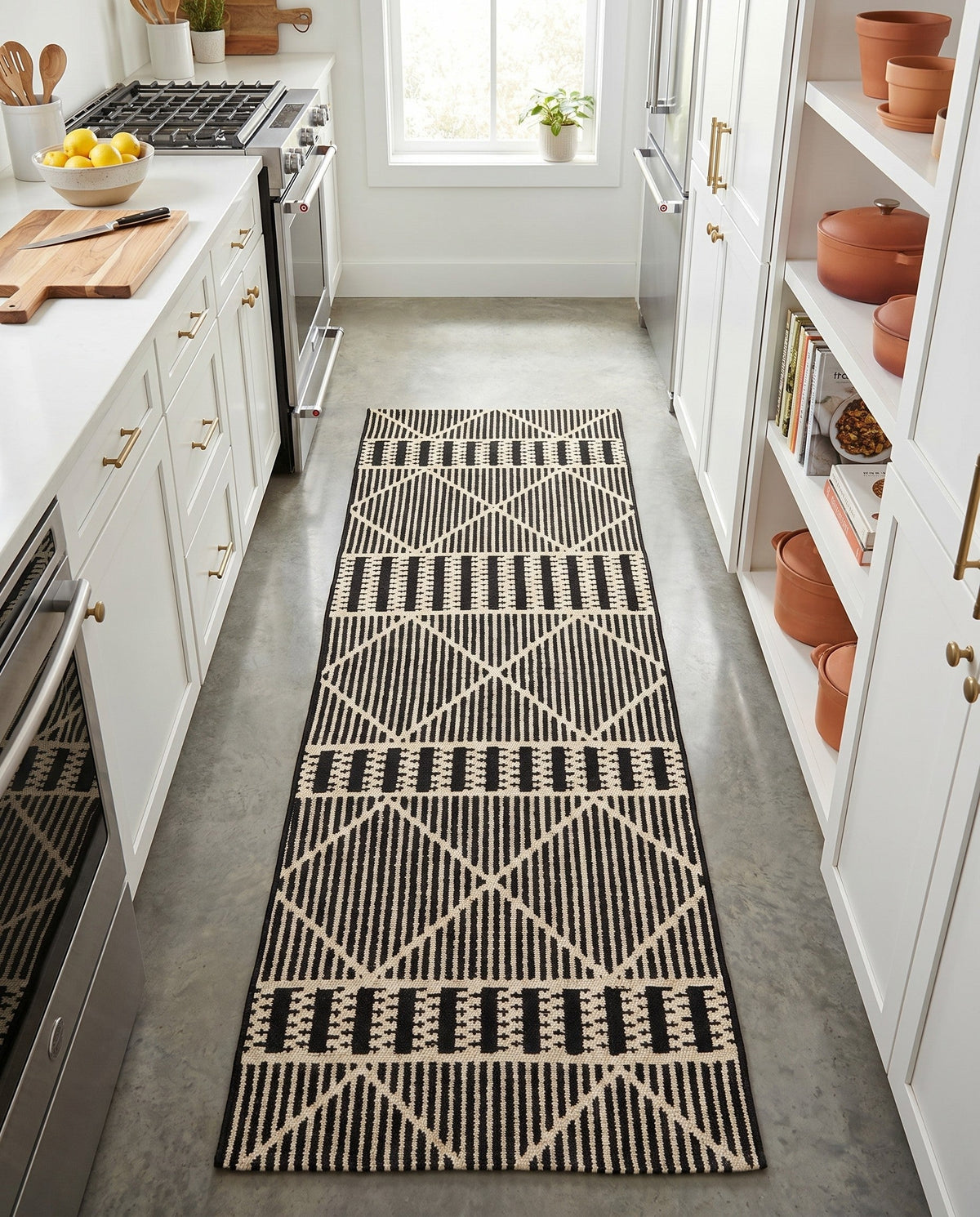 Savannah Pergola Collection Area Rug -  Glade Runner Black  lifestyle 166