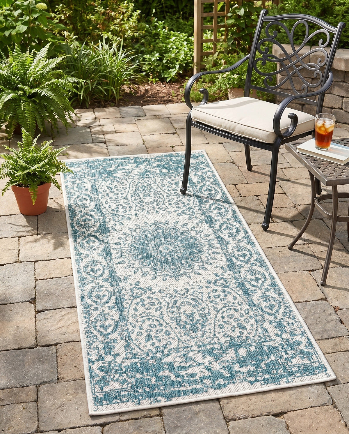 Patio Heritage Collection Area Rug -  Lafayette (Aqua) Runner Aqua  lifestyle 87