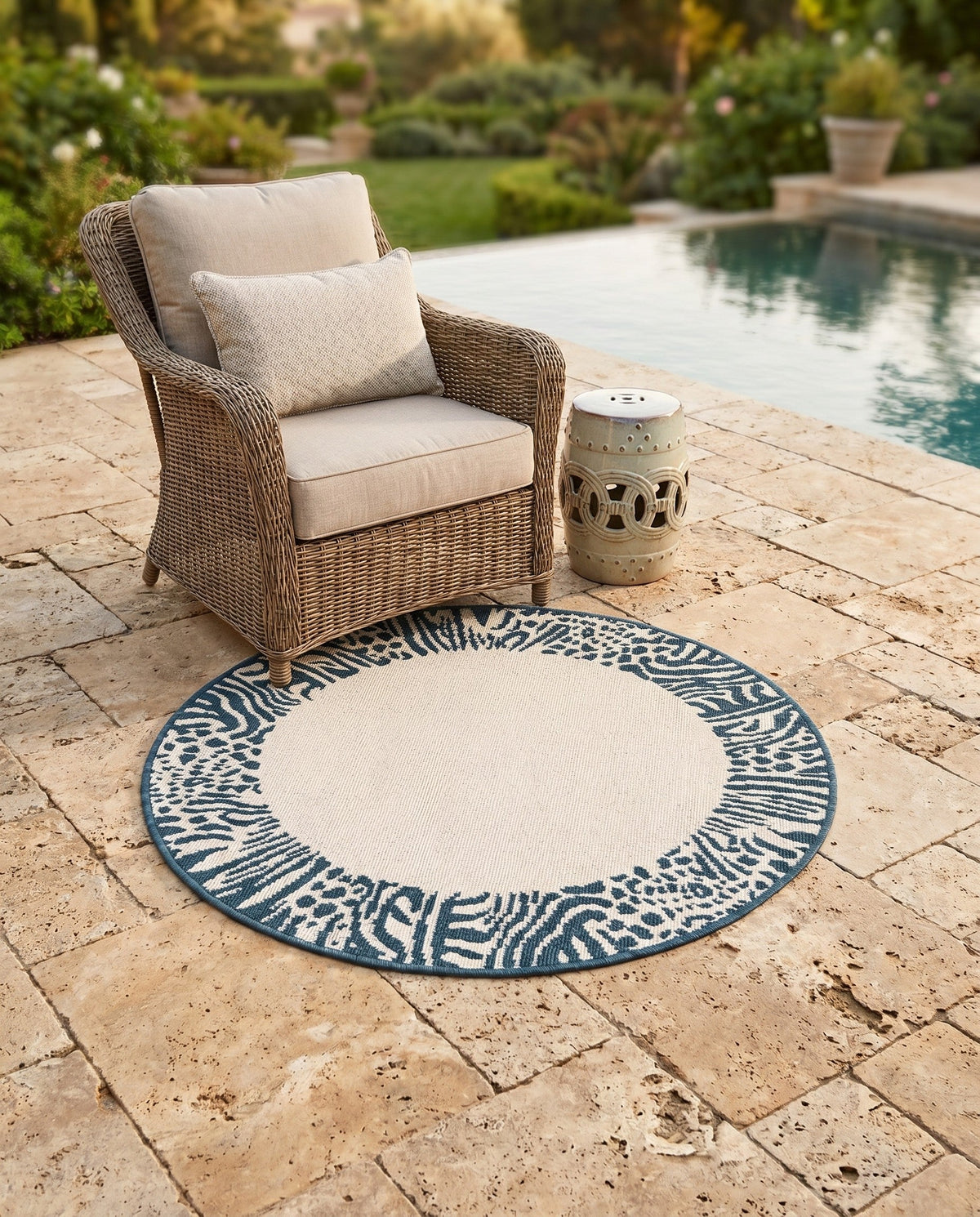 Savannah Escape Collection Area Rug - Serengeti Round Ivory  lifestyle 86