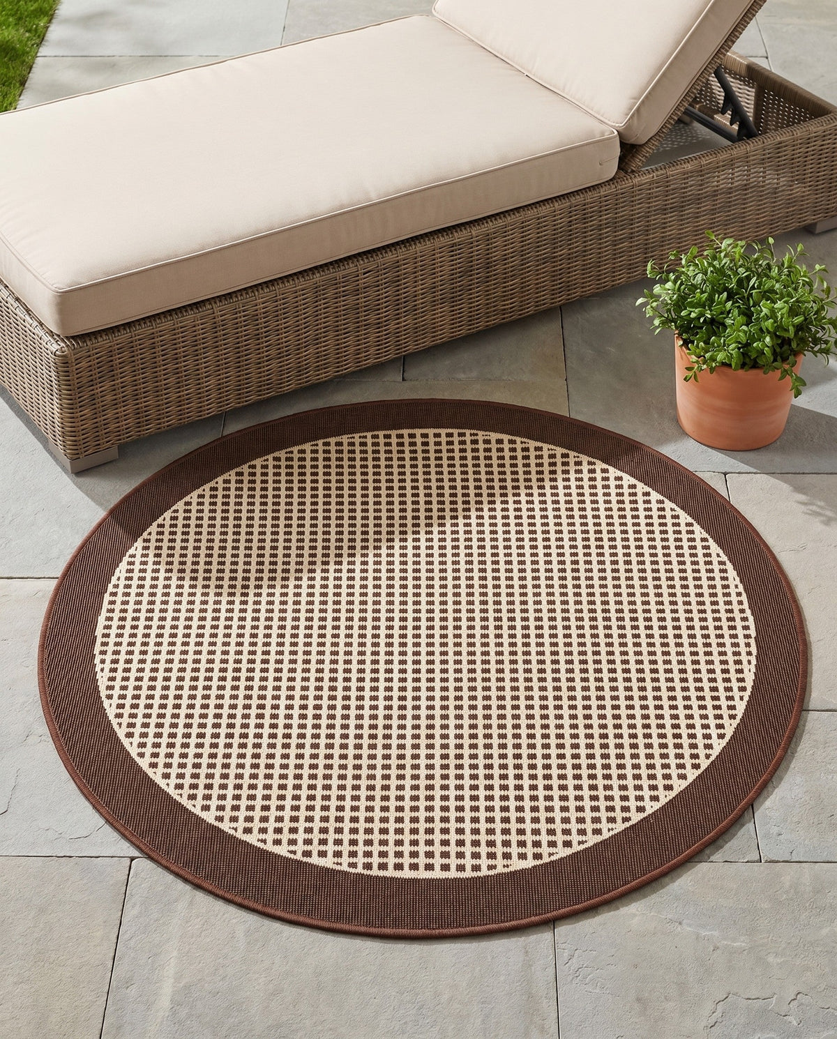 Terrace Fringe Collection Area Rug - Oceanside Round Brown  lifestyle 69