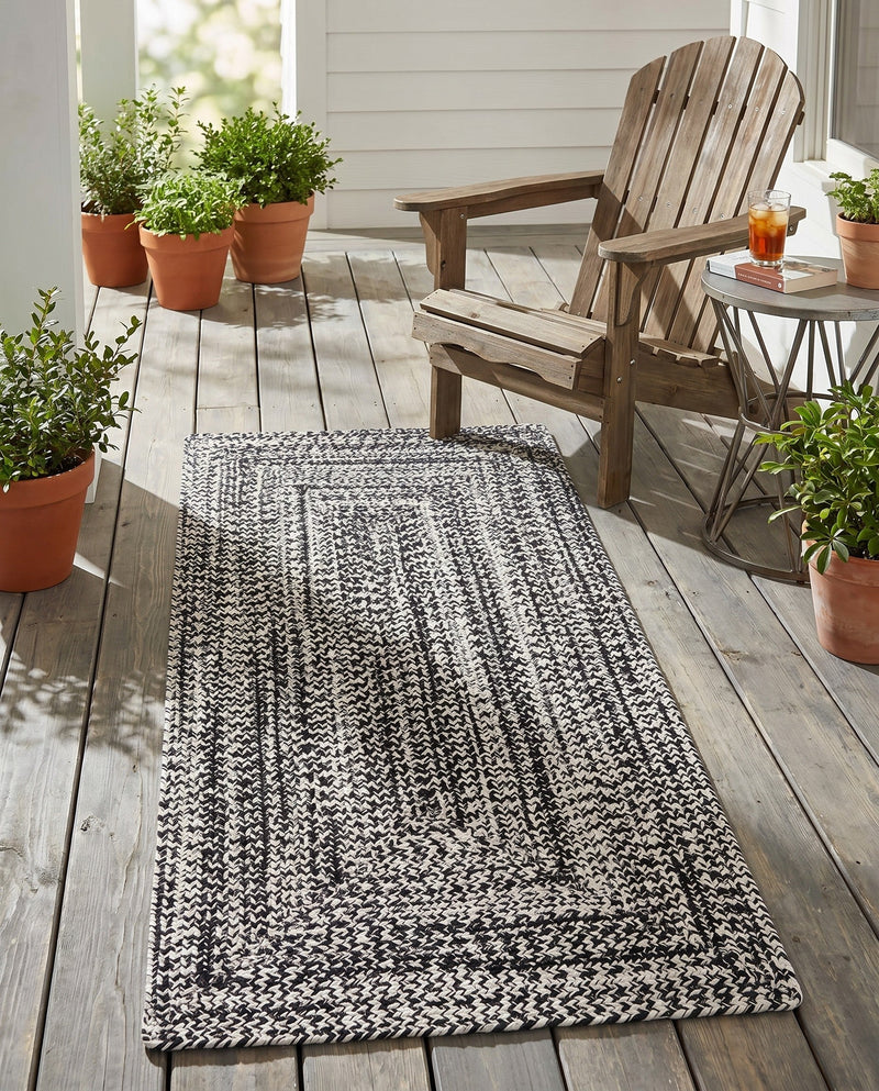 Sustainable Strands Indoor-Outdoor Oasis Collection Area Rug -  Sandbar (Black and White) Runner Black and White  lifestyle 67