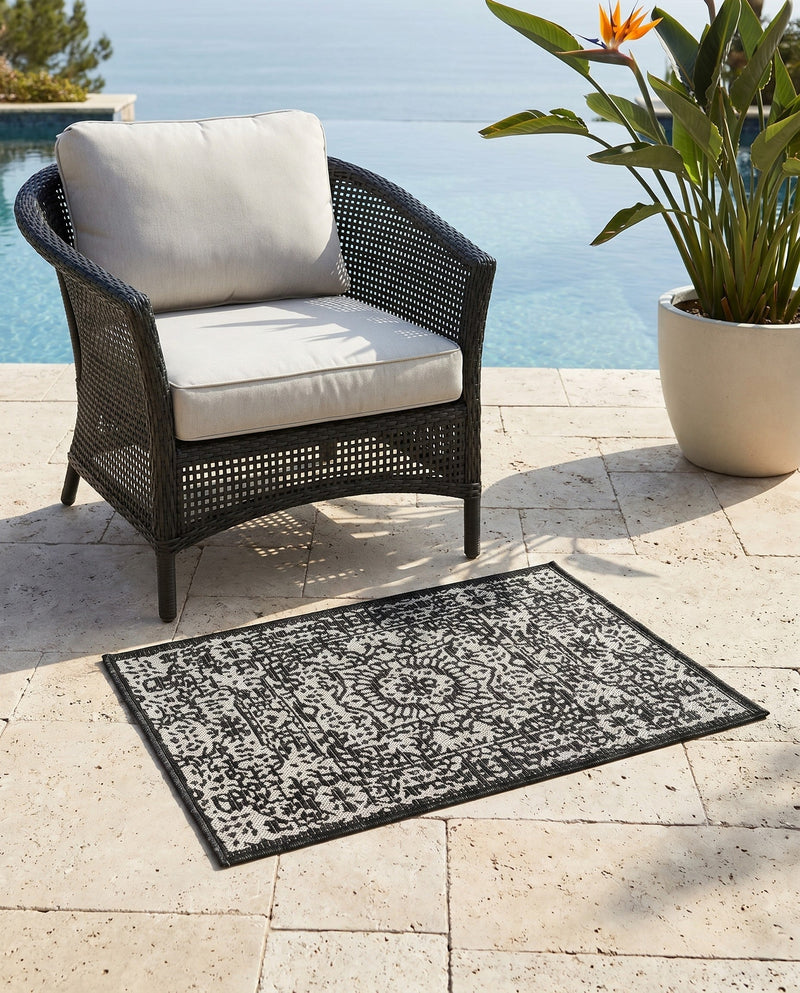 Patio Heritage Collection Area Rug - Savannah (Charcoal Gray) Rectangle Charcoal Gray  lifestyle 29
