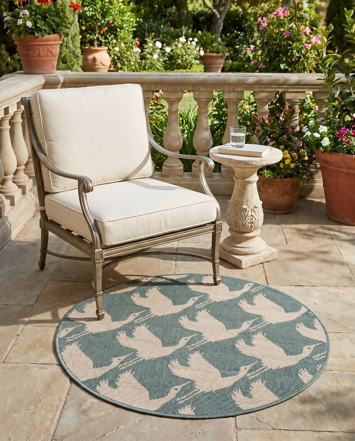 Seaside Haven Rugs Collection Area Rug -  Pelican Round Stone Blue  lifestyle 71