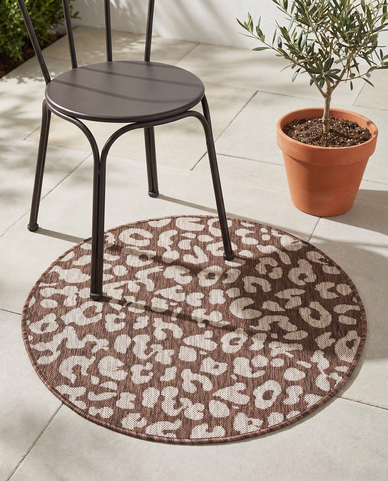 Savannah Escape Collection Area Rug -  Amazon (Brown) Round Brown  lifestyle 48