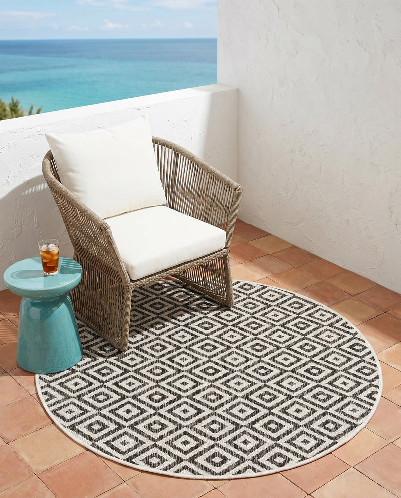 Urban Oasis Rugs Collection Area Rug -  Rooftop (Charcoal Gray) Round Charcoal Gray  lifestyle 77