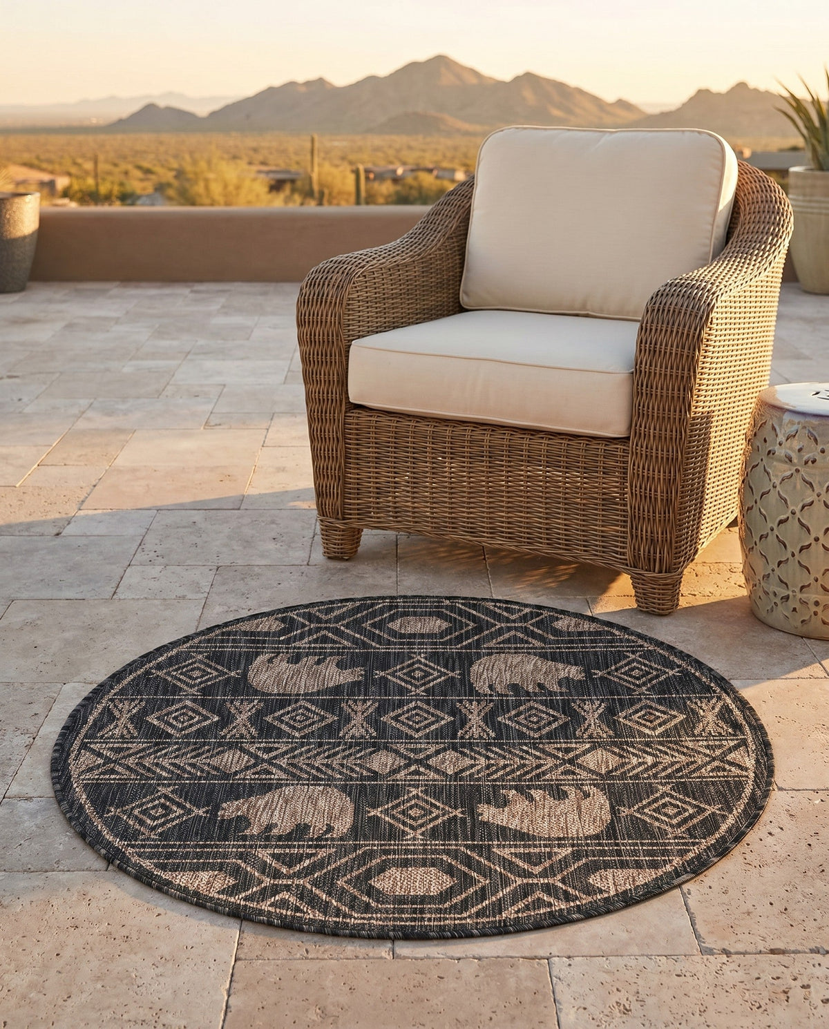 Mesa Oasis Rugs Collection Area Rug - Sundown Round Black  lifestyle 160
