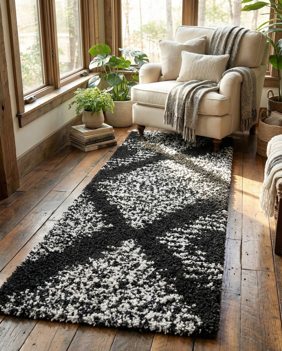 Tranquil Tides Shag Collection Area Rug -  Azure Runner Black and White  lifestyle 161