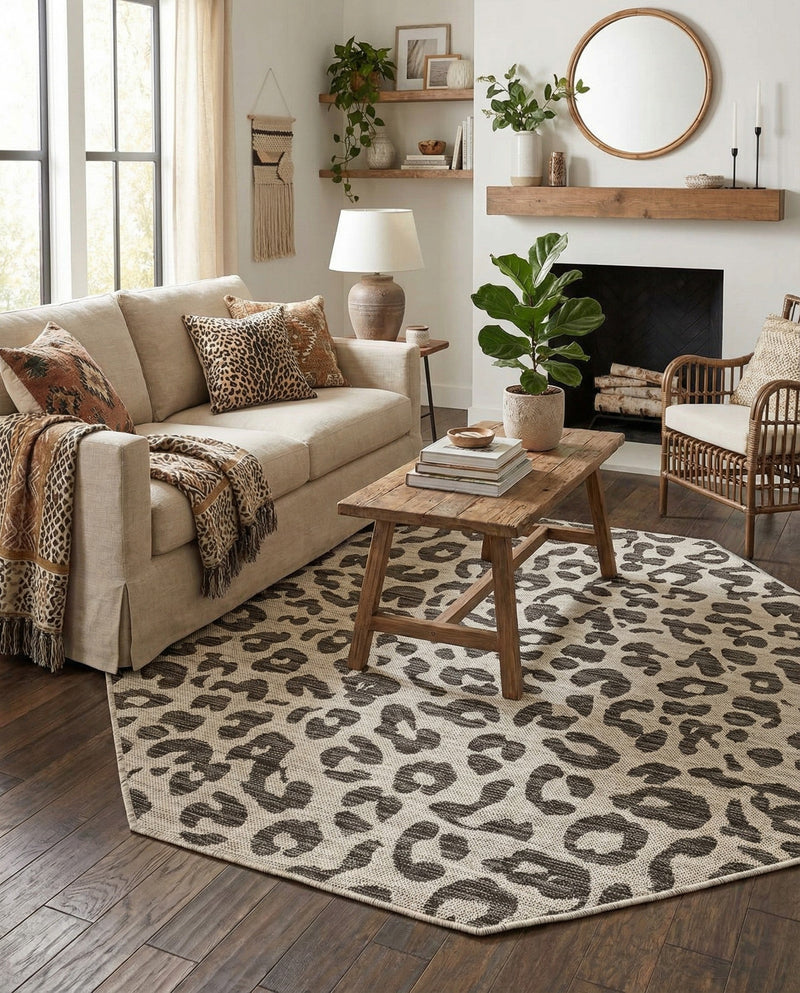 Savannah Escape Collection Area Rug -  Amazon (Light Gray) Octagon Light Gray  lifestyle 64