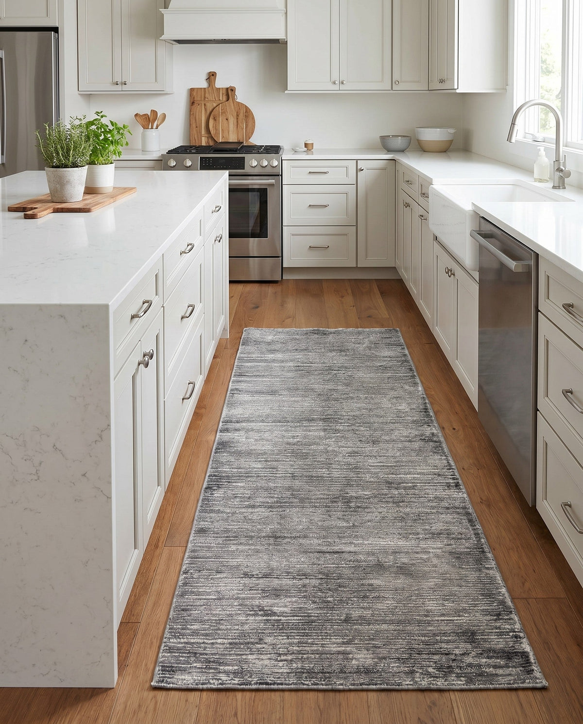 Bloomsbury Elegance Collection Area Rug -  Kensington (Gray) Runner Gray  lifestyle 97