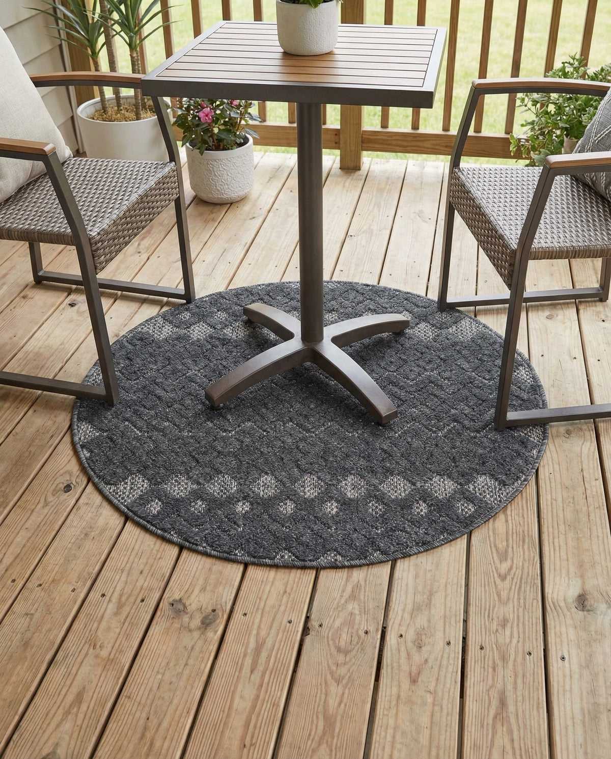 Garden Lattice Charm Collection Area Rug -  Pergola (Charcoal) Round Charcoal  lifestyle 58