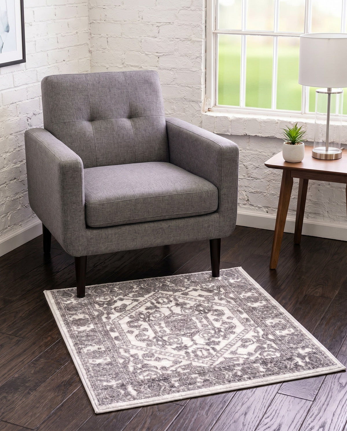 Charleston Elegance Collection Area Rug - Harborview Square White  lifestyle 207