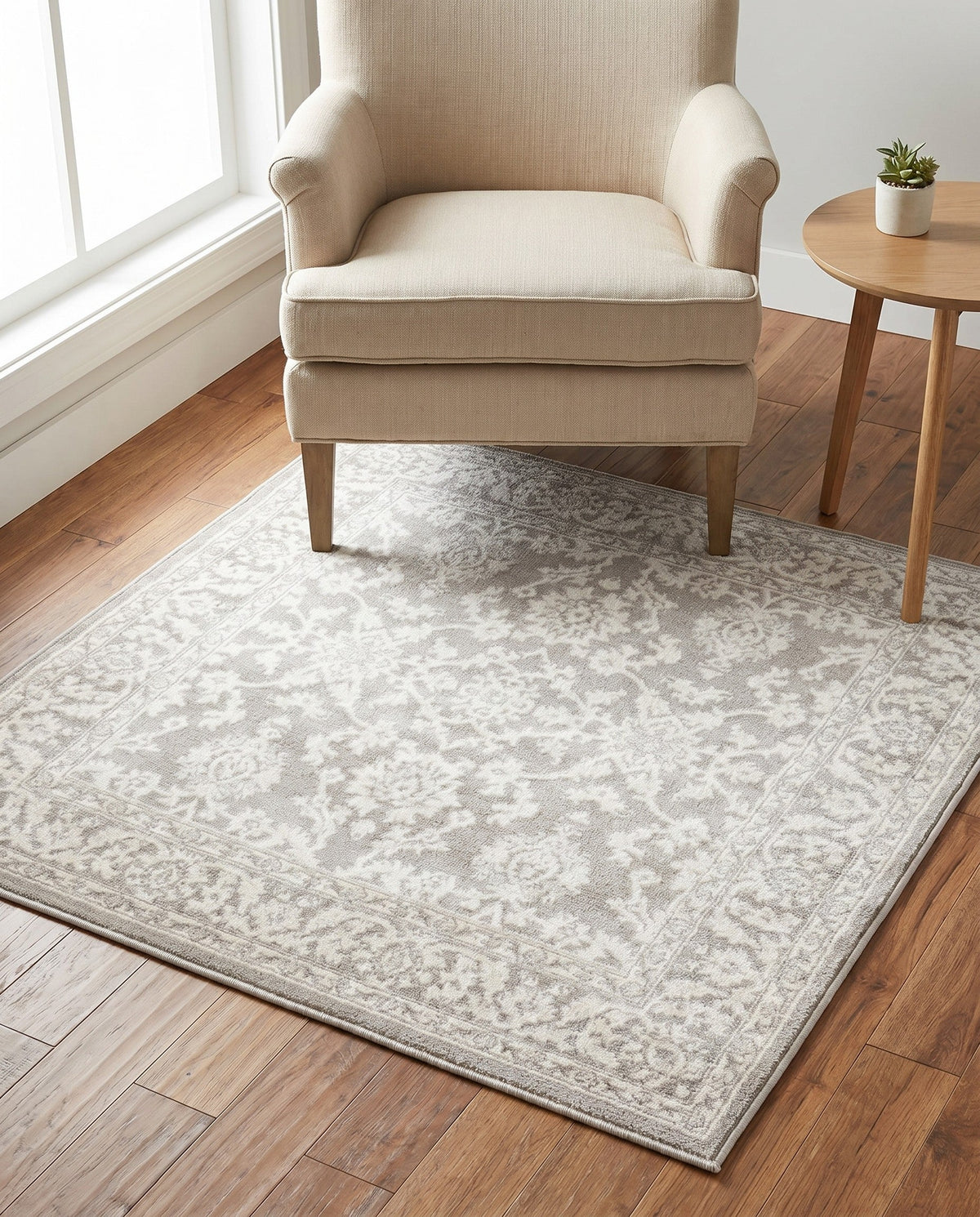 Savannah Elegance Collection Area Rug - Augusta (Light Gray) Square Light Gray  lifestyle 102