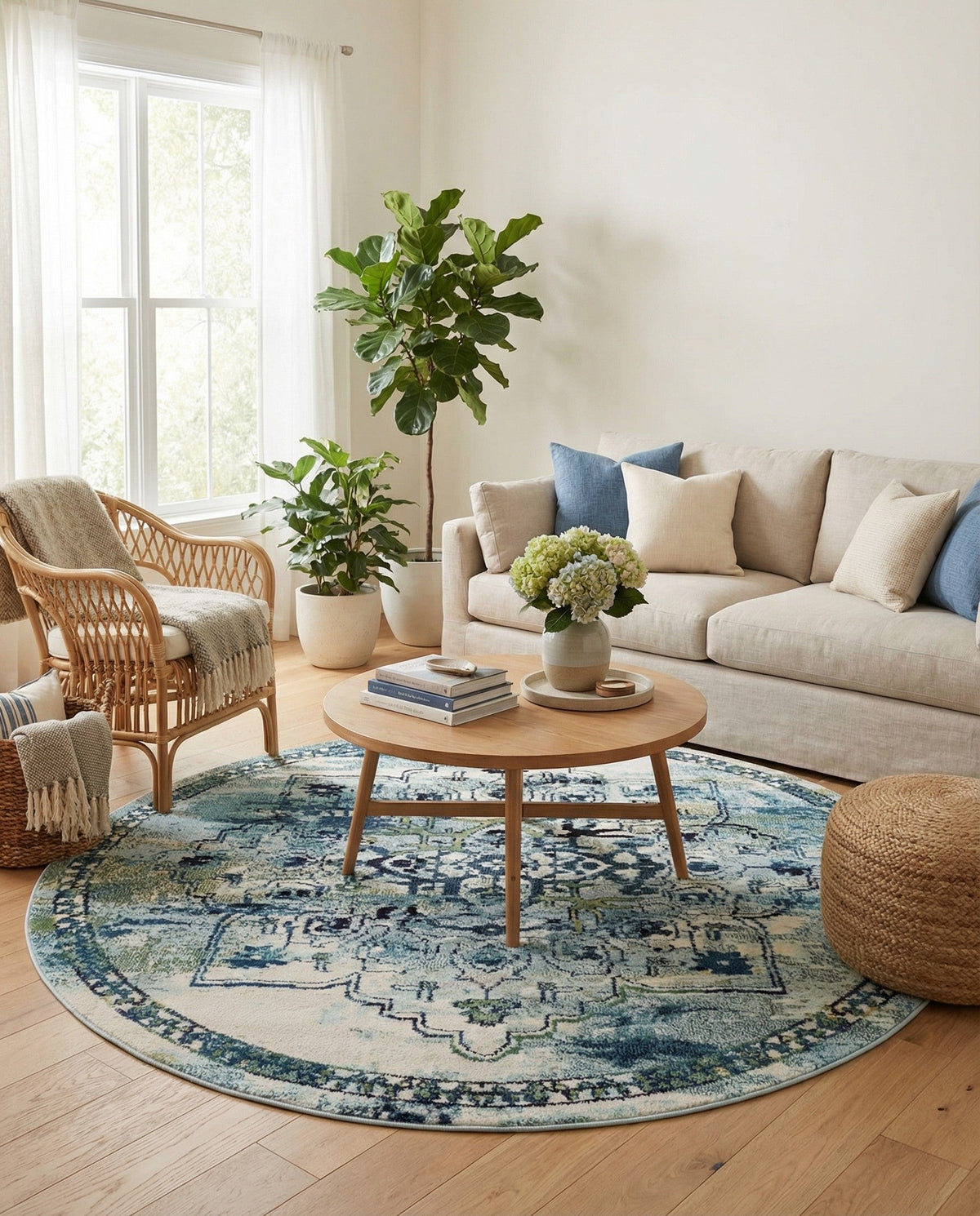 Chateau Elegance Collection Area Rug -  Riviera Round Blue  lifestyle 132