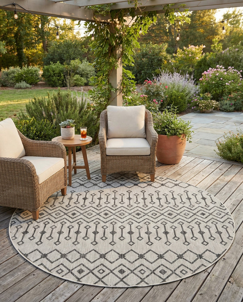 Savannah Pergola Collection Area Rug -  Pergola (Gray) Round Gray  lifestyle 59